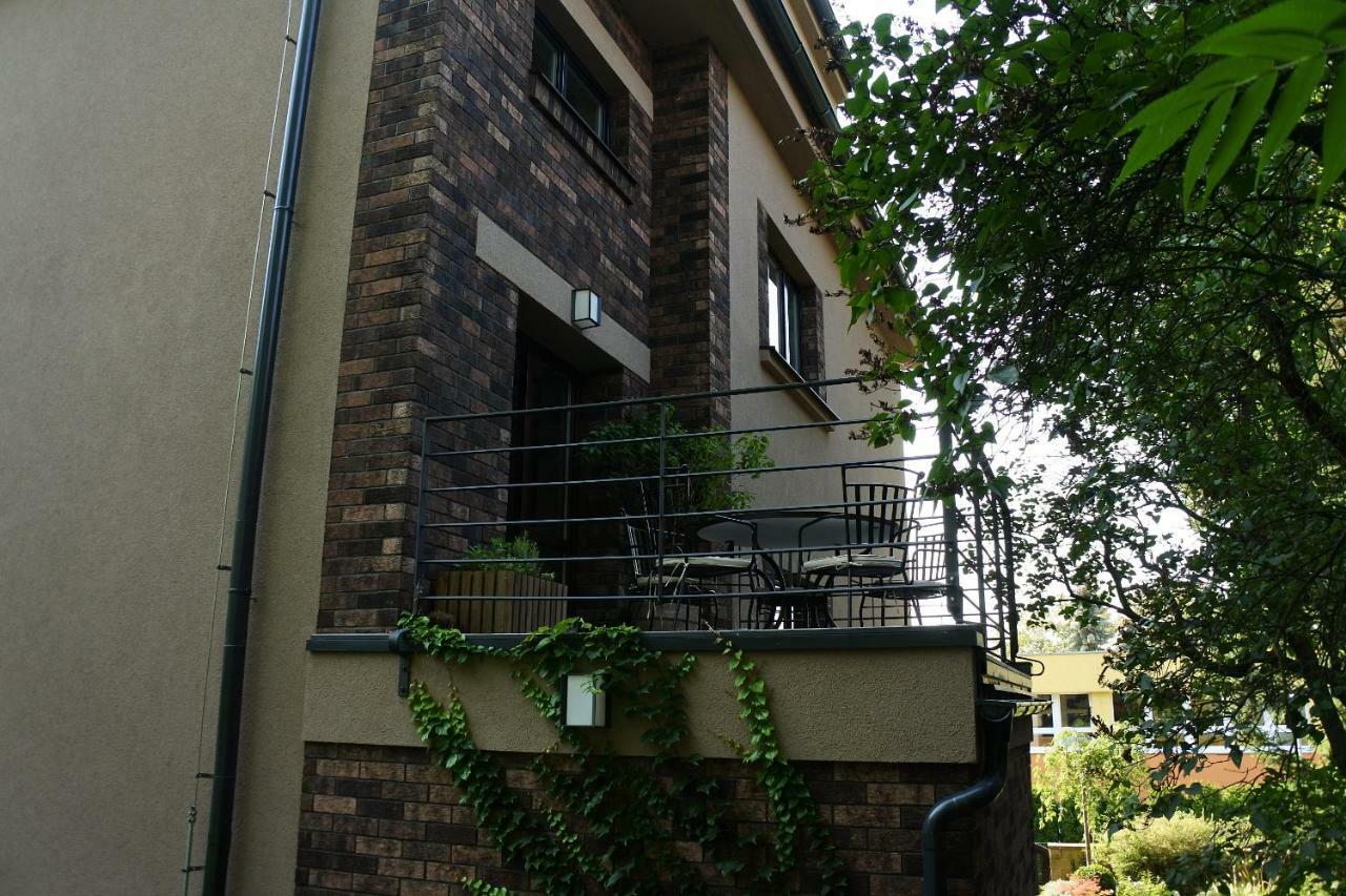 Apartman V Zahrade Praha Troja - Apartment In The Garden Prague Troja Extérieur photo