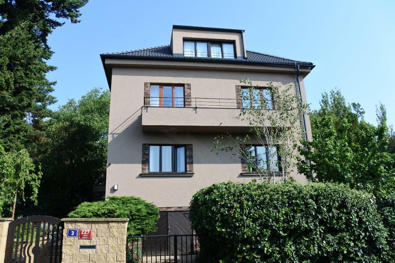 Apartman V Zahrade Praha Troja - Apartment In The Garden Prague Troja Extérieur photo