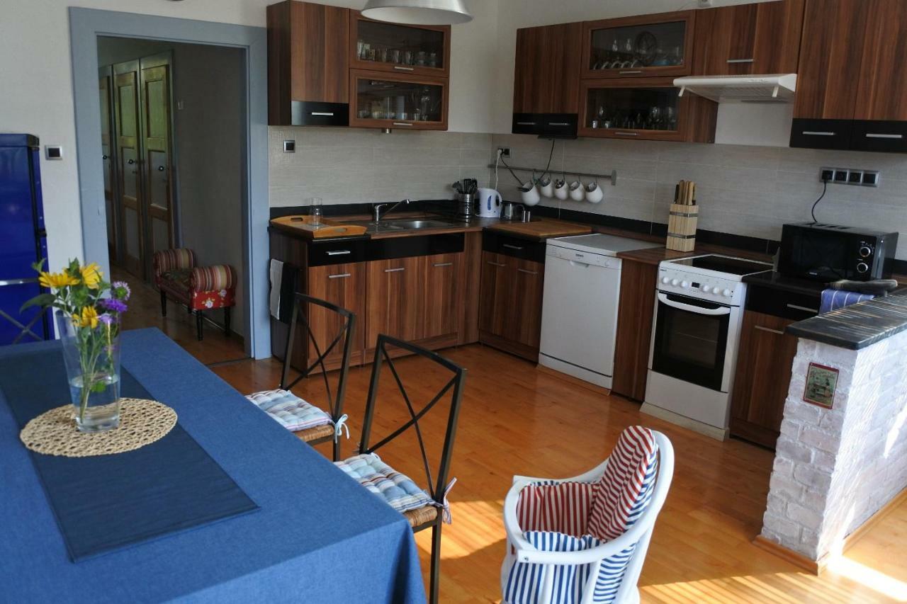 Apartman V Zahrade Praha Troja - Apartment In The Garden Prague Troja Extérieur photo
