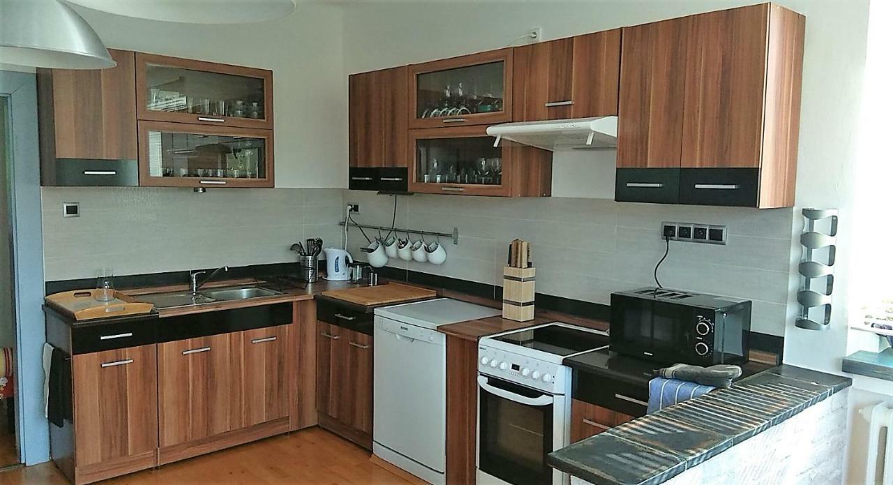 Apartman V Zahrade Praha Troja - Apartment In The Garden Prague Troja Extérieur photo
