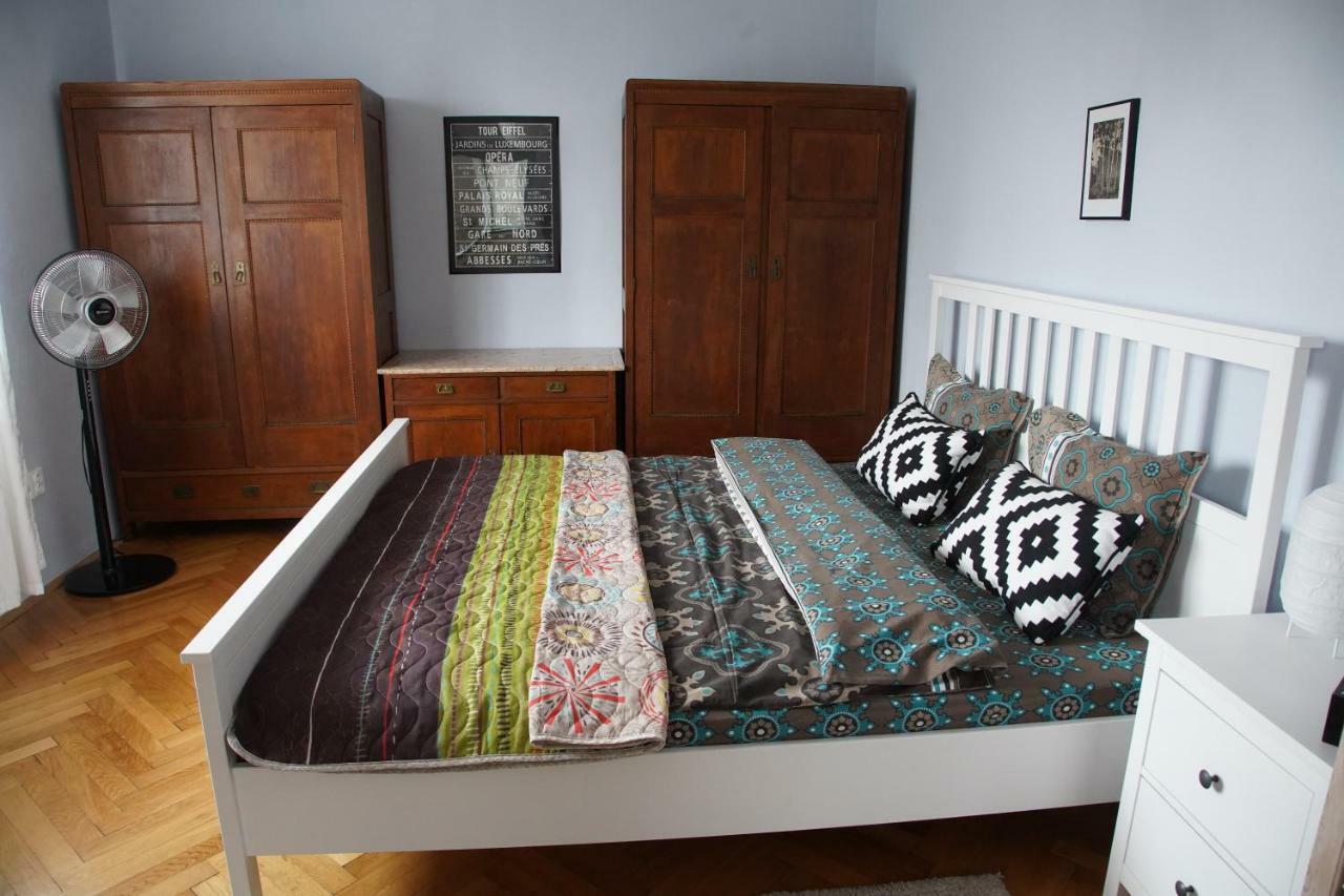 Apartman V Zahrade Praha Troja - Apartment In The Garden Prague Troja Extérieur photo