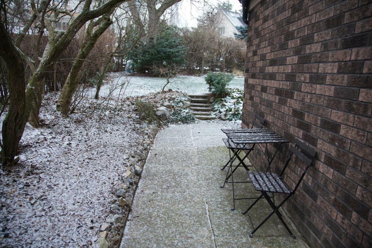 Apartman V Zahrade Praha Troja - Apartment In The Garden Prague Troja Extérieur photo