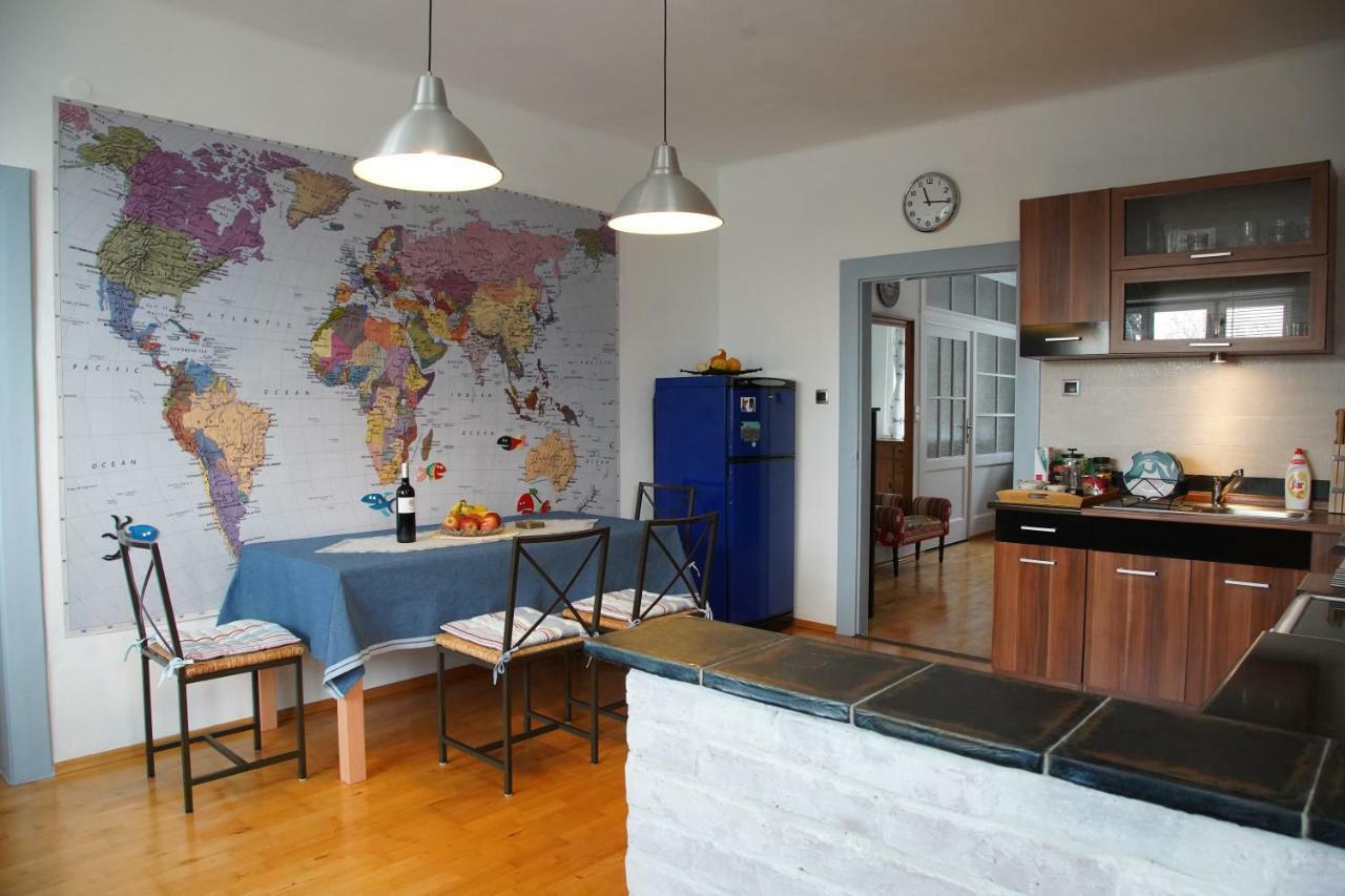 Apartman V Zahrade Praha Troja - Apartment In The Garden Prague Troja Extérieur photo